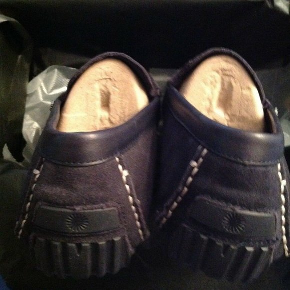 UGG Men\'s Bel-Air Venetian Navy Suede Loafers 11.5M -  New in Box main image 7